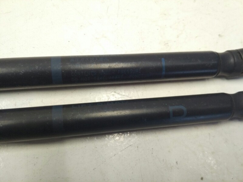 Амортизатор крышки багажника, 1000 рублей, Красноярск