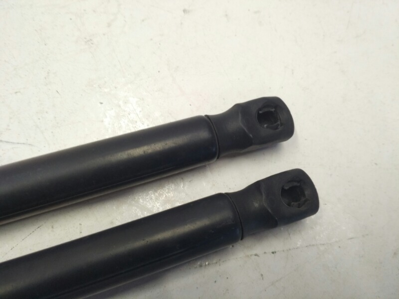 Амортизатор крышки багажника, 1000 рублей, Красноярск