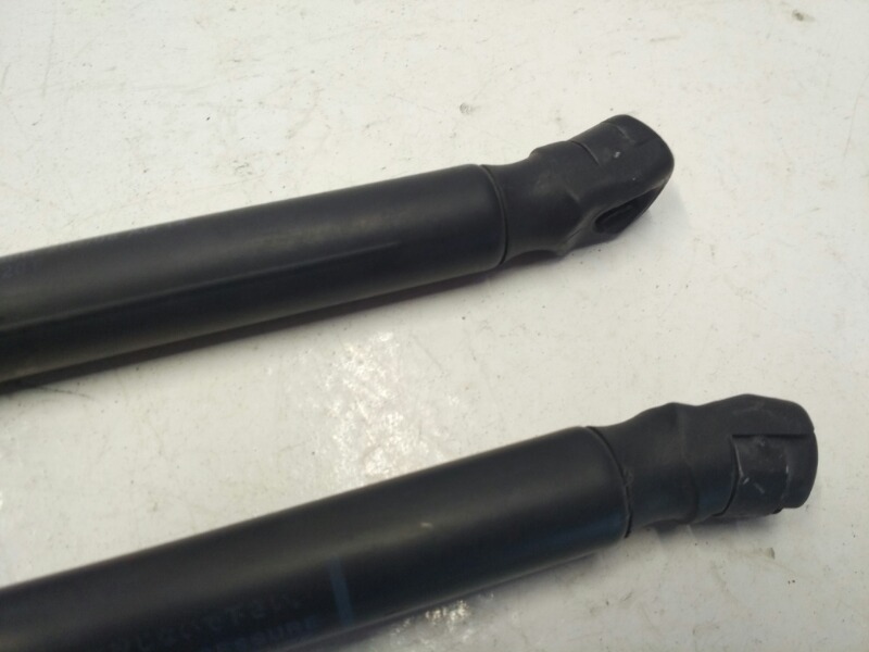 Амортизатор крышки багажника, 1000 рублей, Красноярск