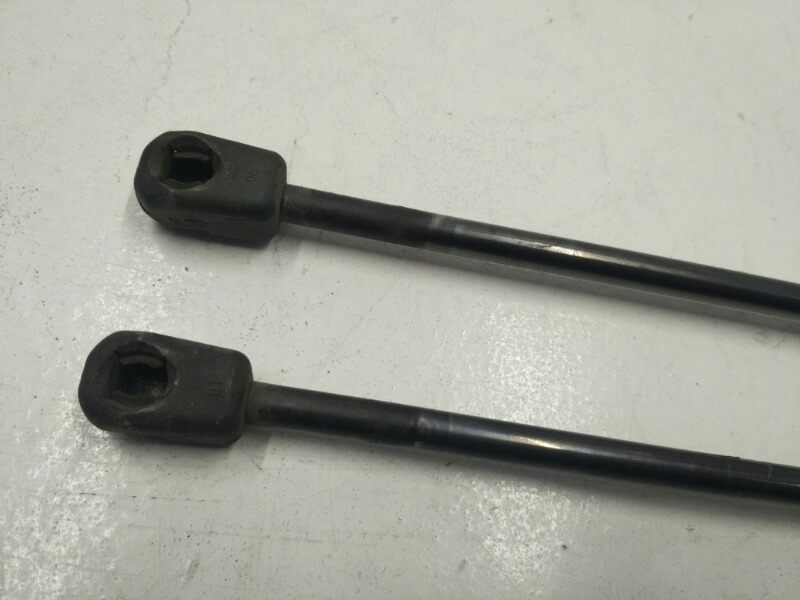 Амортизатор крышки багажника, 1000 рублей, Красноярск