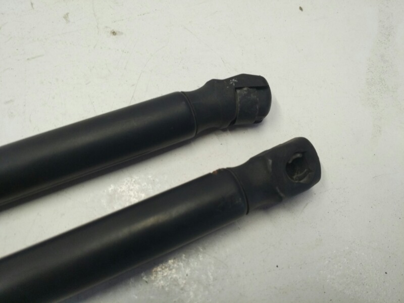 Амортизатор крышки багажника, 1000 рублей, Красноярск