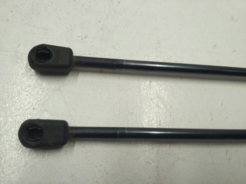 Амортизатор крышки багажника, 1000 рублей, Красноярск