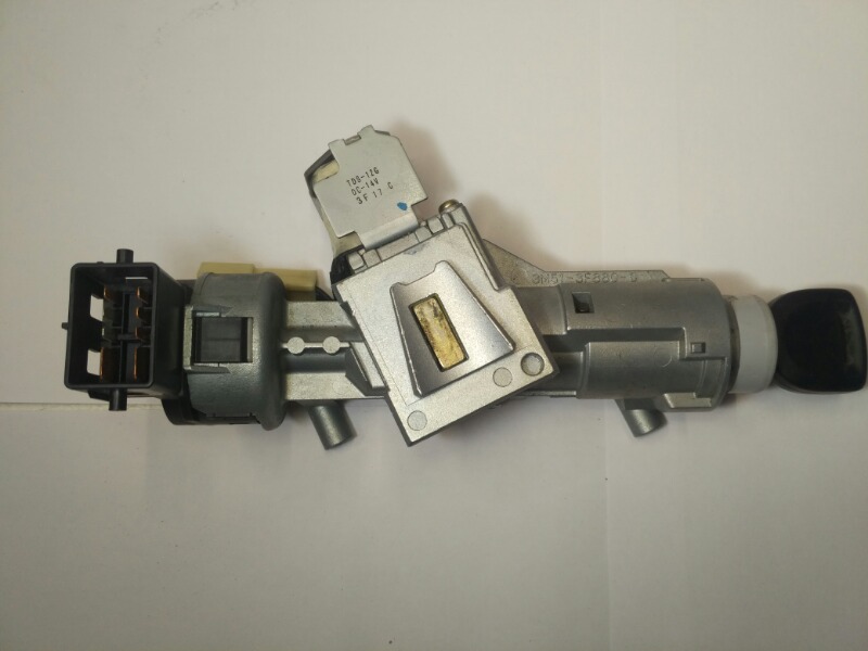 Замок зажигания, 2400 рублей, Красноярск