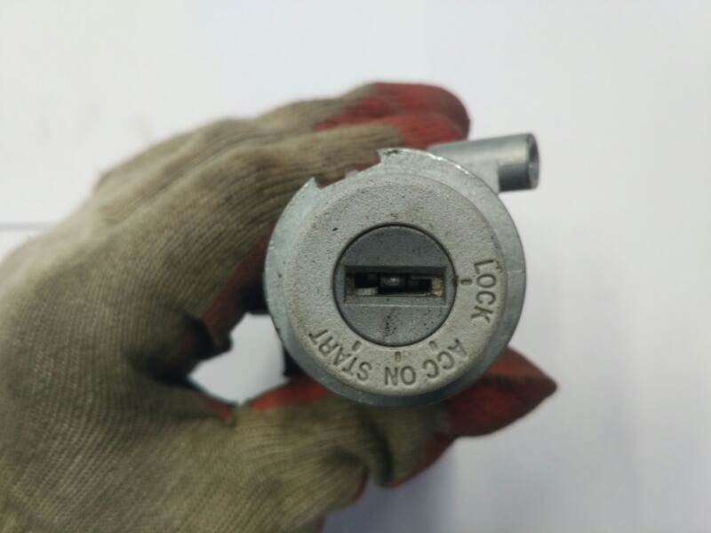 Замок зажигания, 2400 рублей, Красноярск