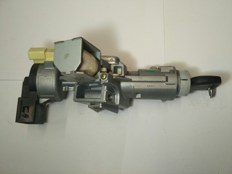 Замок зажигания, 2400 рублей, Красноярск