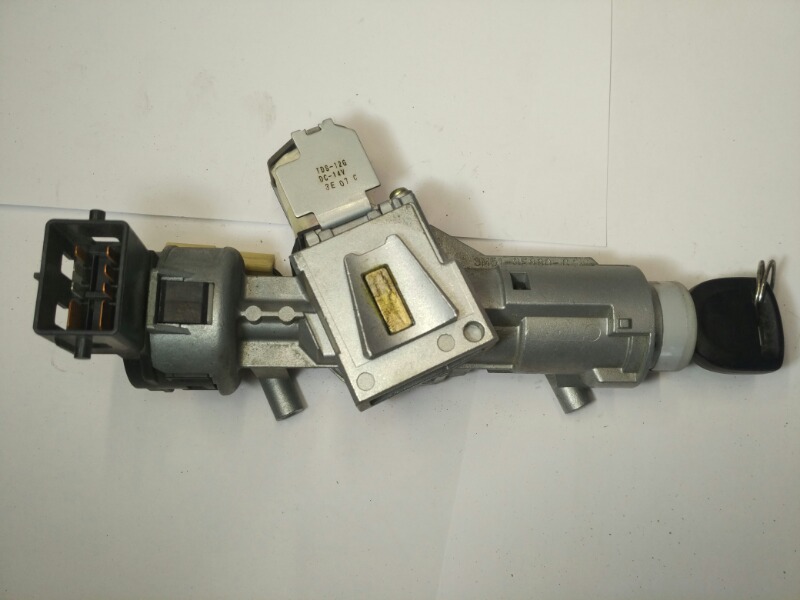 Замок зажигания, 2400 рублей, Красноярск