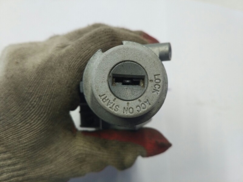 Замок зажигания, 2400 рублей, Красноярск