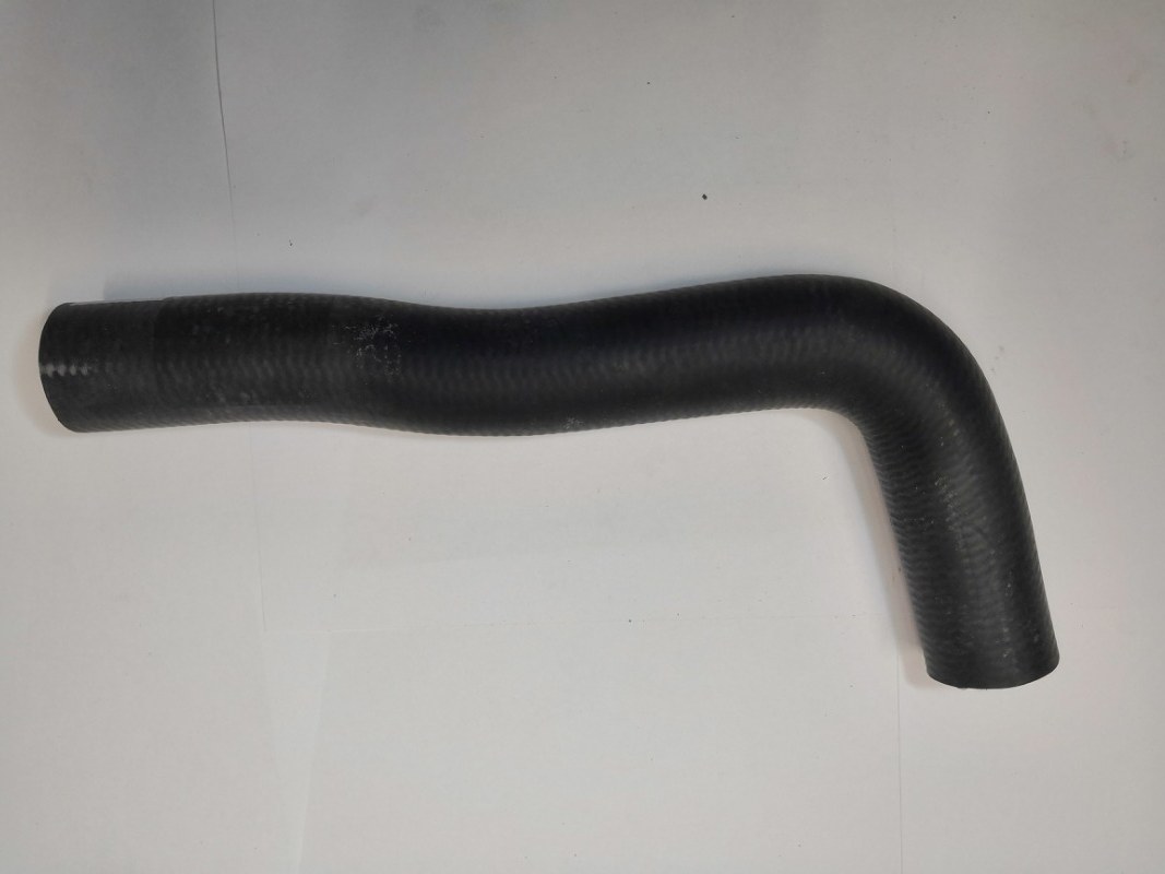 Патрубок радиатора, 1900 рублей, Красноярск