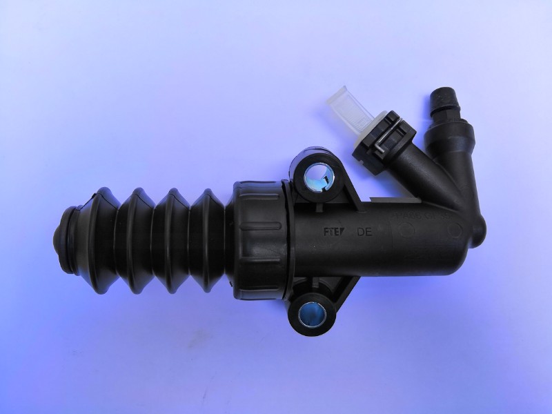 Рабочий цилиндр сцепления, 7900 рублей, Красноярск