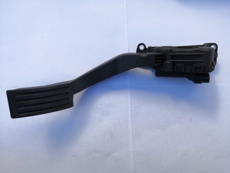 Педаль акселератора, 3600 рублей, Красноярск