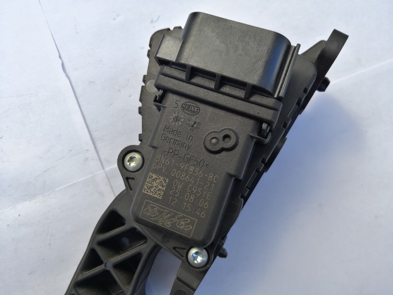 Педаль акселератора, 3600 рублей, Красноярск