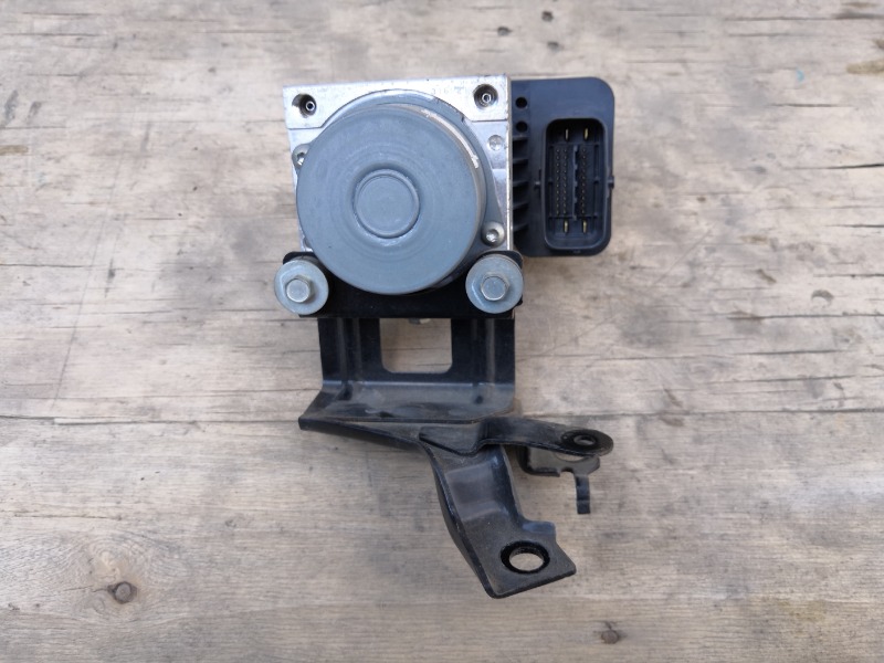 Блок ABS, 3600 рублей, Красноярск