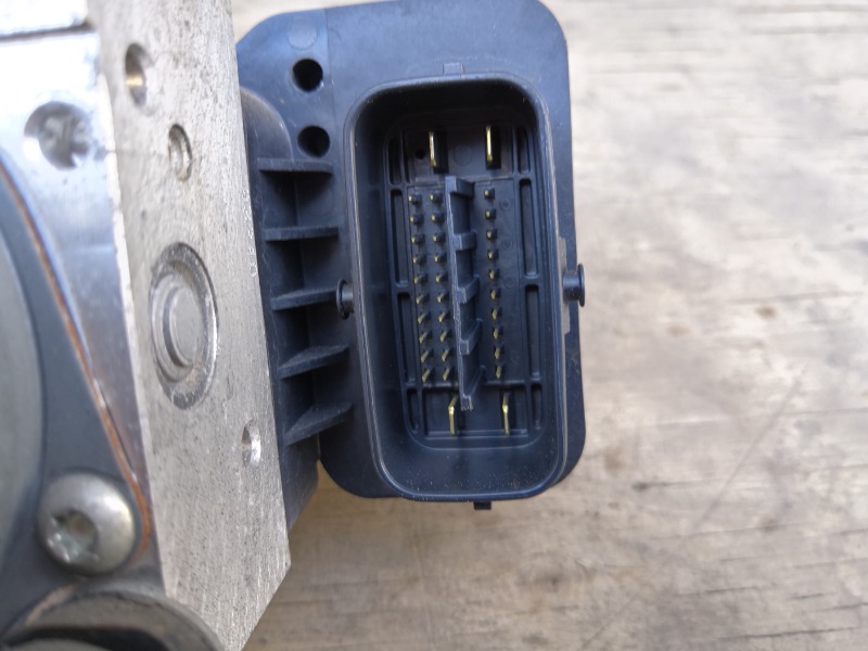 Блок ABS, 3600 рублей, Красноярск