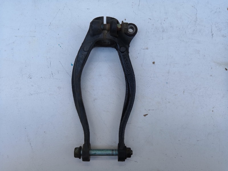 Кронштейн амортизатора, 2200 рублей, Красноярск