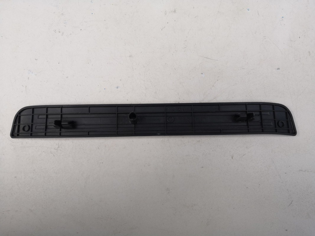 Накладка порога, 1200 рублей, Красноярск