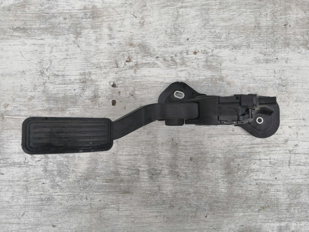 Педаль акселератора, 3000 рублей, Красноярск