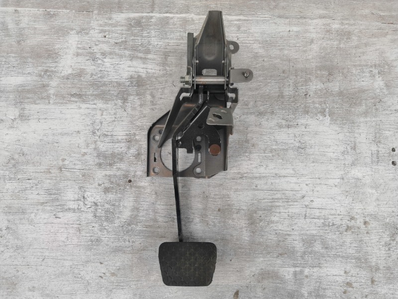 Педаль тормоза, 900 рублей, Красноярск