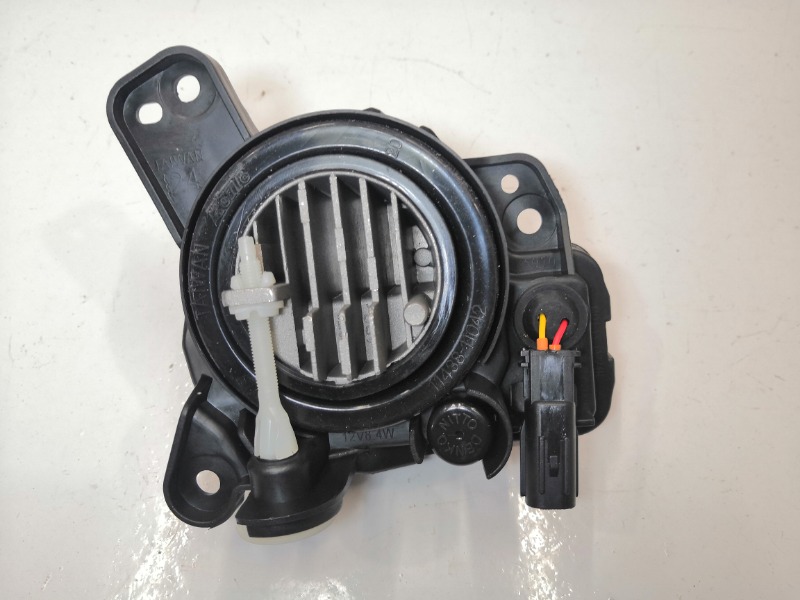 фара противотуманная, 3900 рублей, Красноярск