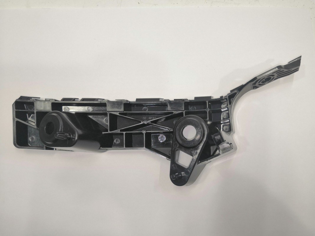 Кронштейн переднего бампера, 2100 рублей, Красноярск