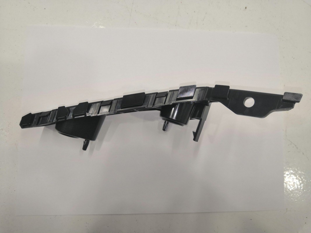 Кронштейн переднего бампера, 2100 рублей, Красноярск