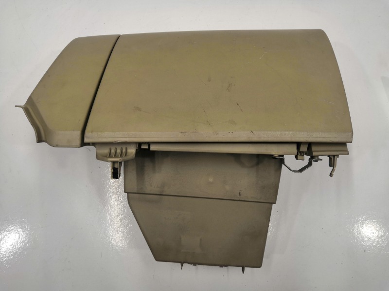 Бардачок панели, 600 рублей, Красноярск