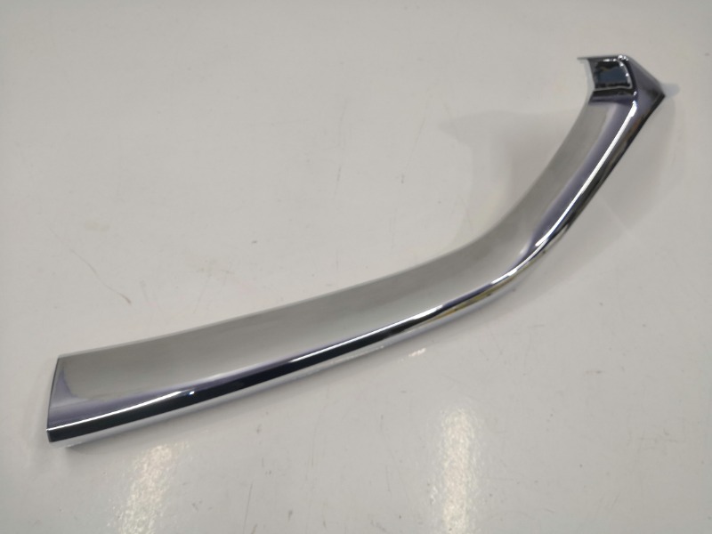 Молдинг решетки радиатора, 3700 рублей, Красноярск