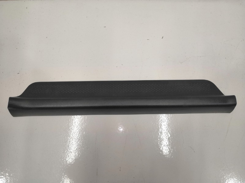 Накладка порога, 1000 рублей, Красноярск