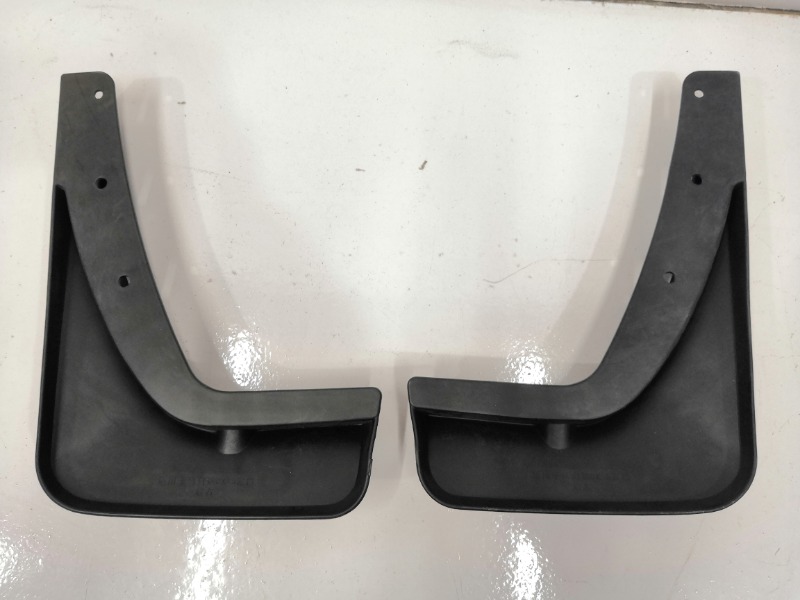 Брызговики, 3100 рублей, Красноярск