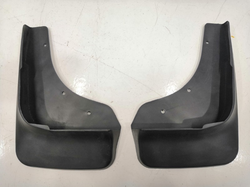 Брызговики, 3100 рублей, Красноярск