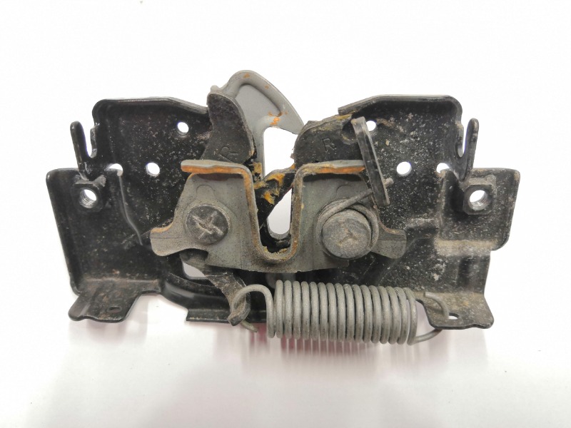 Замок капота, 1800 рублей, Красноярск