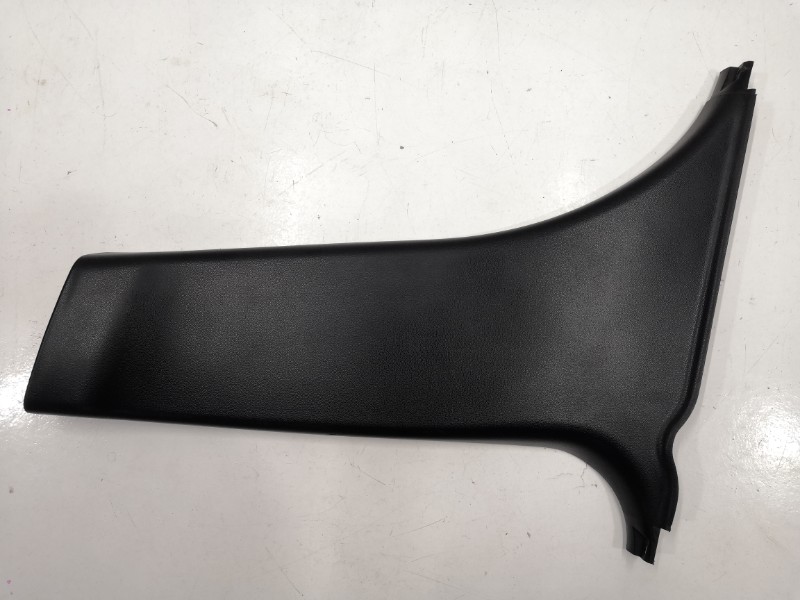 Накладка центральной стойки, 1000 рублей, Красноярск