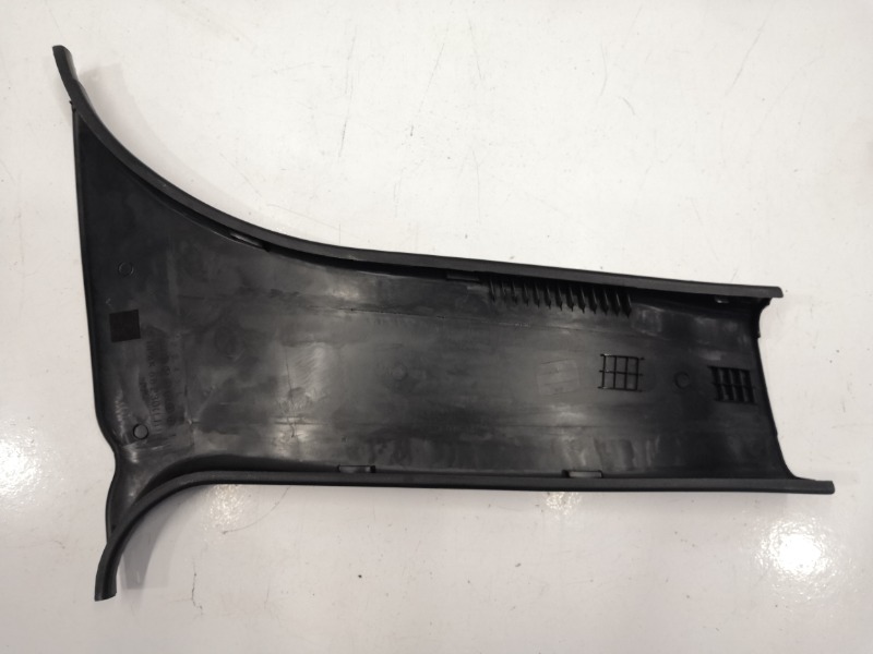 Накладка центральной стойки, 1000 рублей, Красноярск