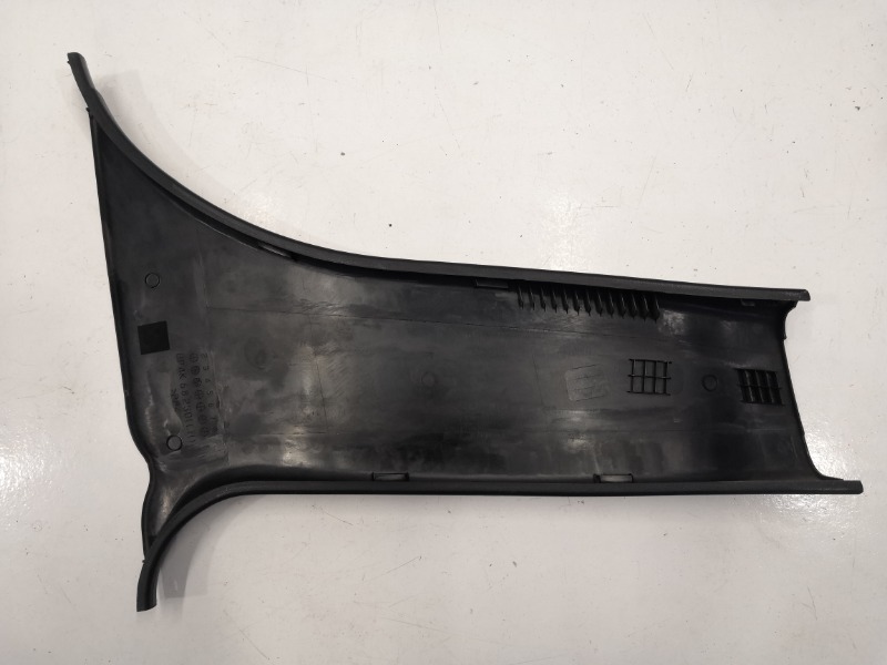 Накладка центральной стойки, 1000 рублей, Красноярск