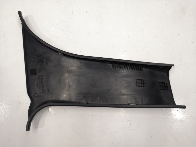 Накладка центральной стойки, 1000 рублей, Красноярск