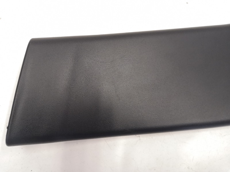 Накладка центральной стойки, 1000 рублей, Красноярск