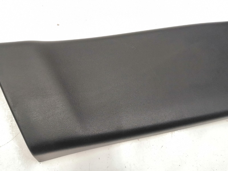 Накладка центральной стойки, 1000 рублей, Красноярск