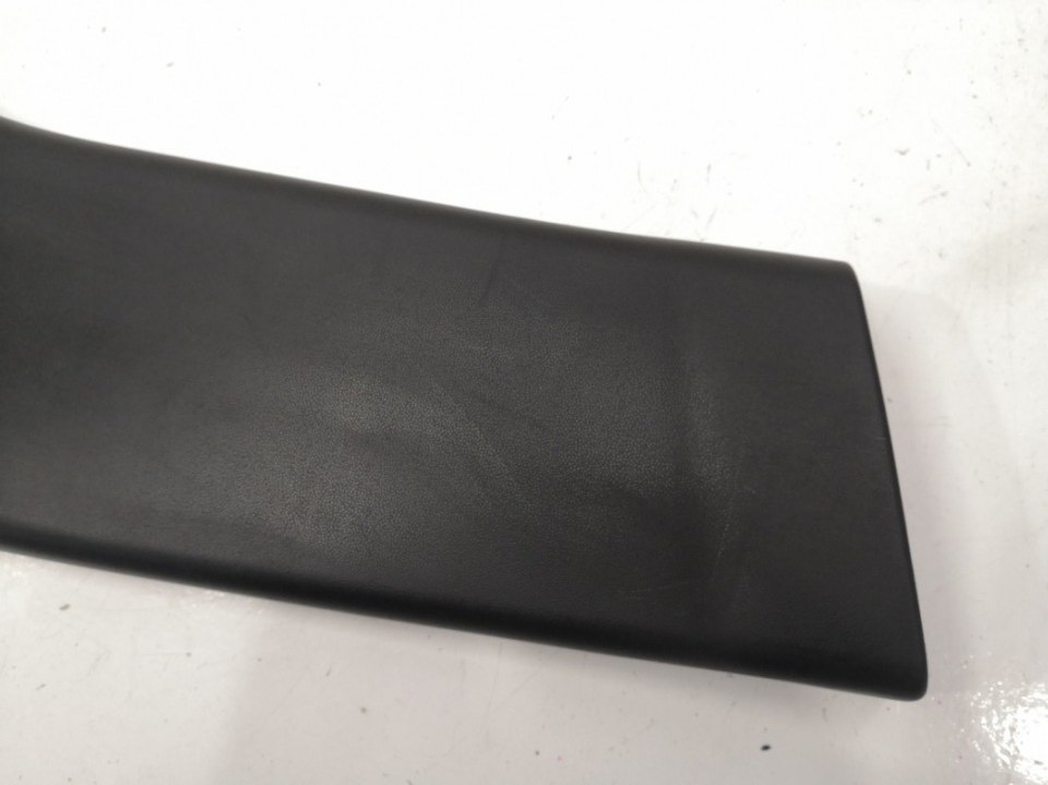 Накладка центральной стойки, 1000 рублей, Красноярск