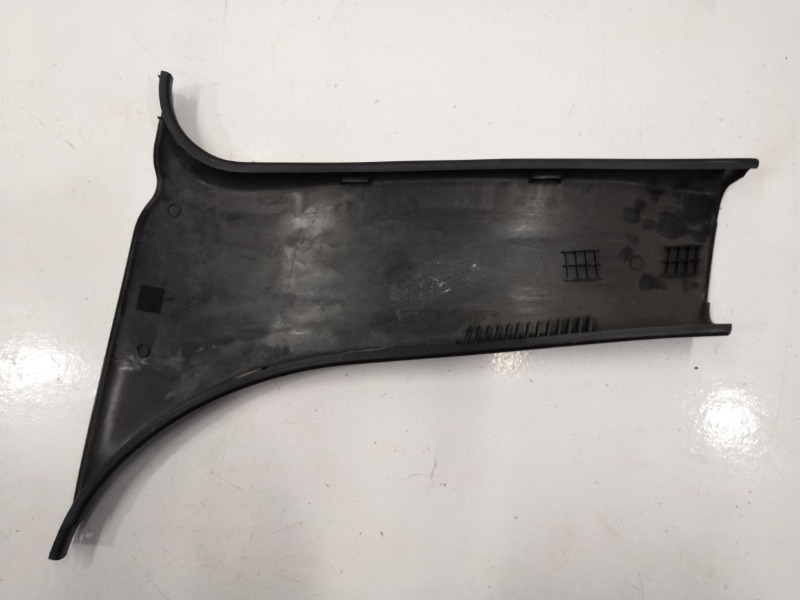 Накладка центральной стойки, 1000 рублей, Красноярск