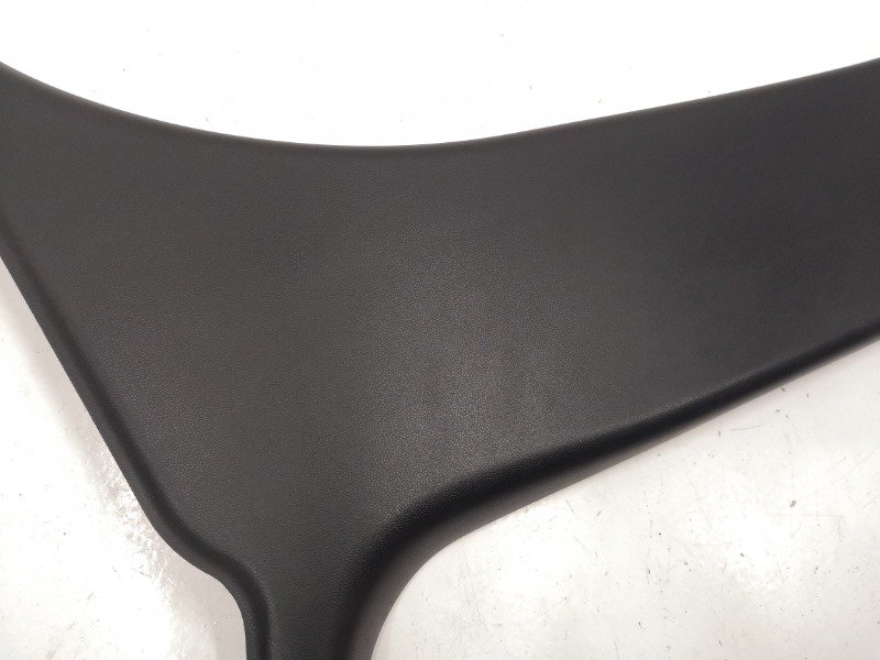 Накладка центральной стойки, 1000 рублей, Красноярск