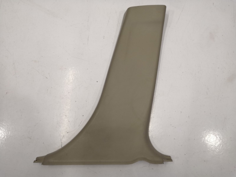 Накладка центральной стойки, 1000 рублей, Красноярск