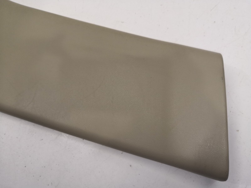 Накладка центральной стойки, 1000 рублей, Красноярск