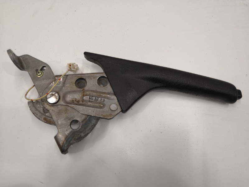 Ручка ручного тормоза, 800 рублей, Красноярск