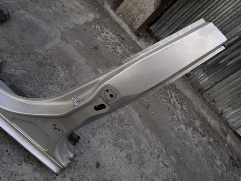 Центральная стойка кузова, 4900 рублей, Красноярск