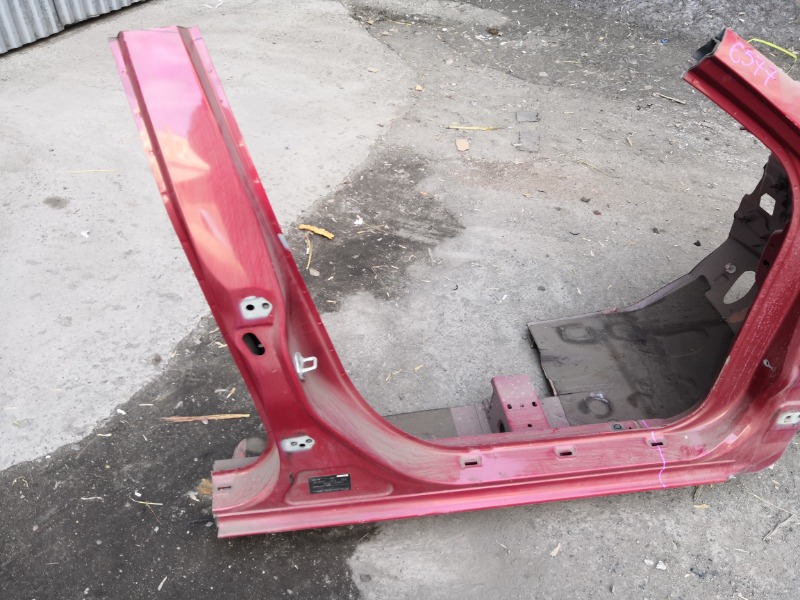 Центральная стойка кузова, 4900 рублей, Красноярск