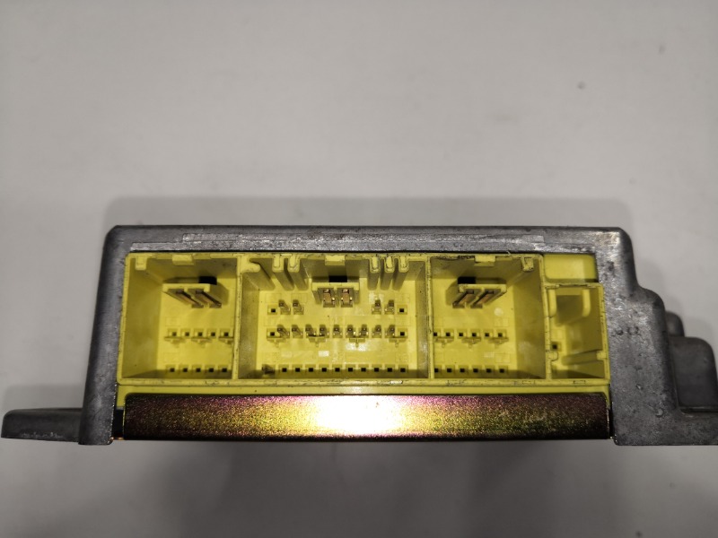 Блок управления подушками безопасности, 2000 рублей, Красноярск