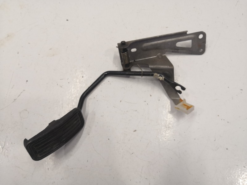 Педаль акселератора, 1200 рублей, Красноярск