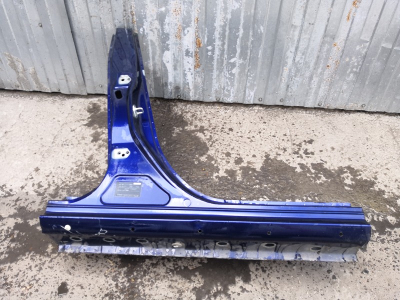 Центральная стойка кузова, 4900 рублей, Красноярск