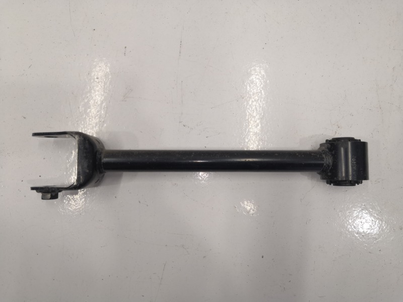 Рычаг поперечный, 1800 рублей, Красноярск