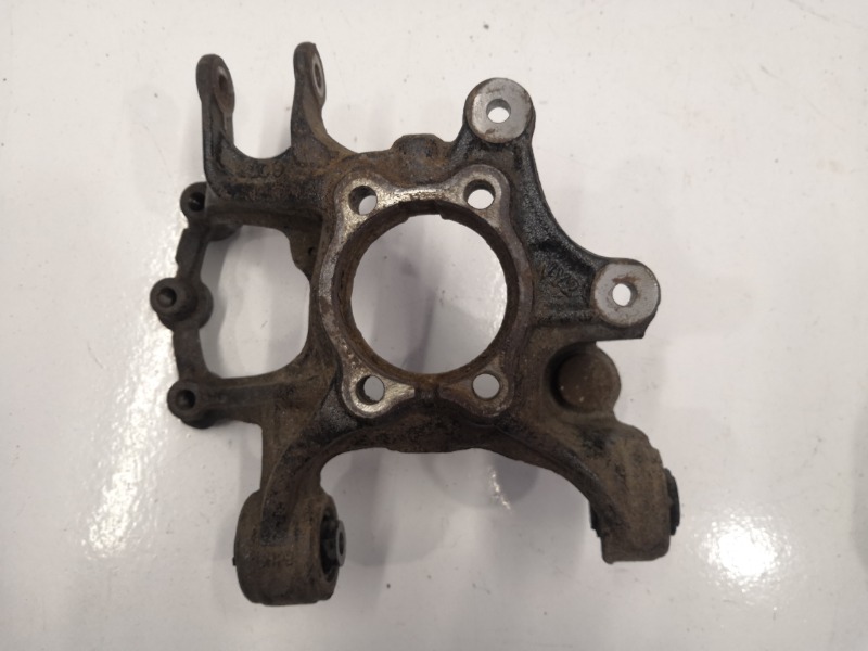 Кулак поворотный, 3400 рублей, Красноярск