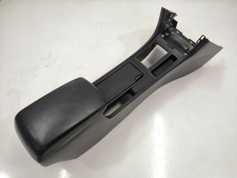 Центральная консоль с подлокотником, 3000 рублей, Красноярск